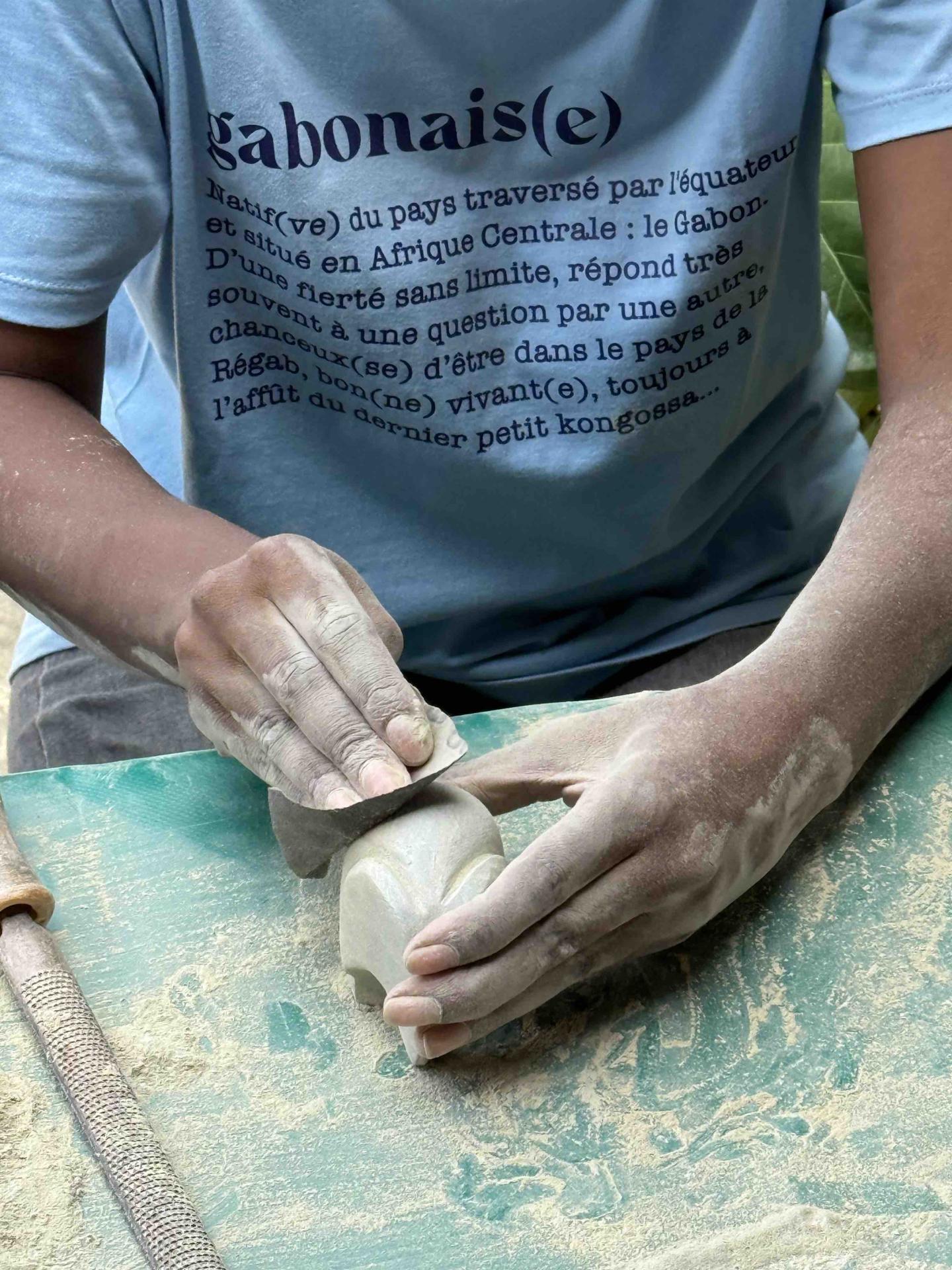 Sculpture sur pierre de M'Bigou